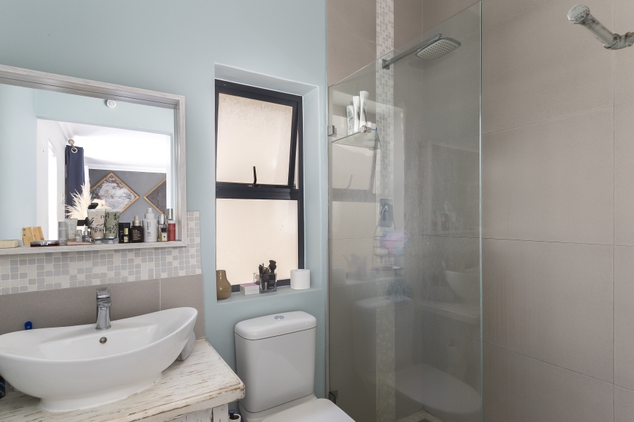 3 Bedroom Property for Sale in Kelderhof Country Village Western Cape